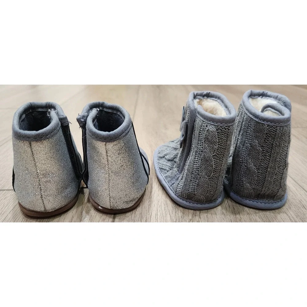Baby Girls Gray‎ Boots (2 pair) Sparkle Knit Crib Shoes Size 2